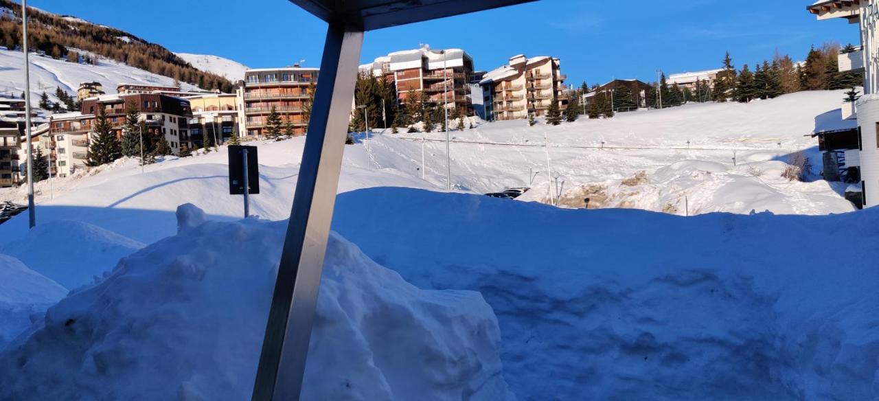 Teleo Vacanze - Villaggio Olimpico Di Colle Sestriere Exterior photo