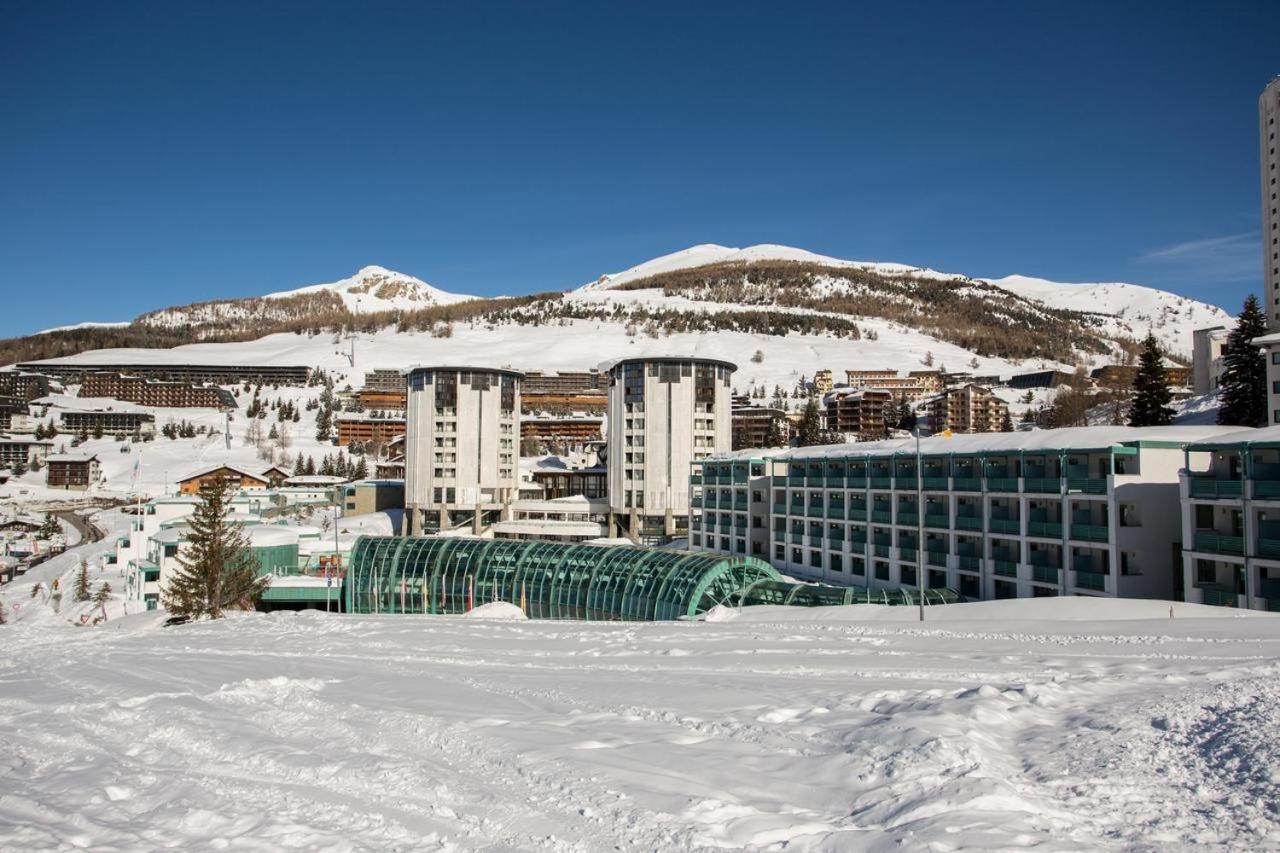 Teleo Vacanze - Villaggio Olimpico Di Colle Sestriere Exterior photo