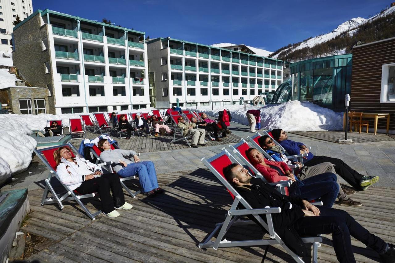Teleo Vacanze - Villaggio Olimpico Di Colle Sestriere Exterior photo
